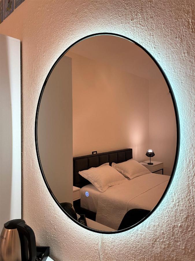 The White Corner Apartamento Durrës