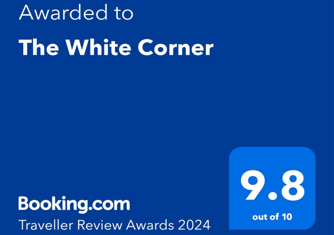 Apartamento The White Corner